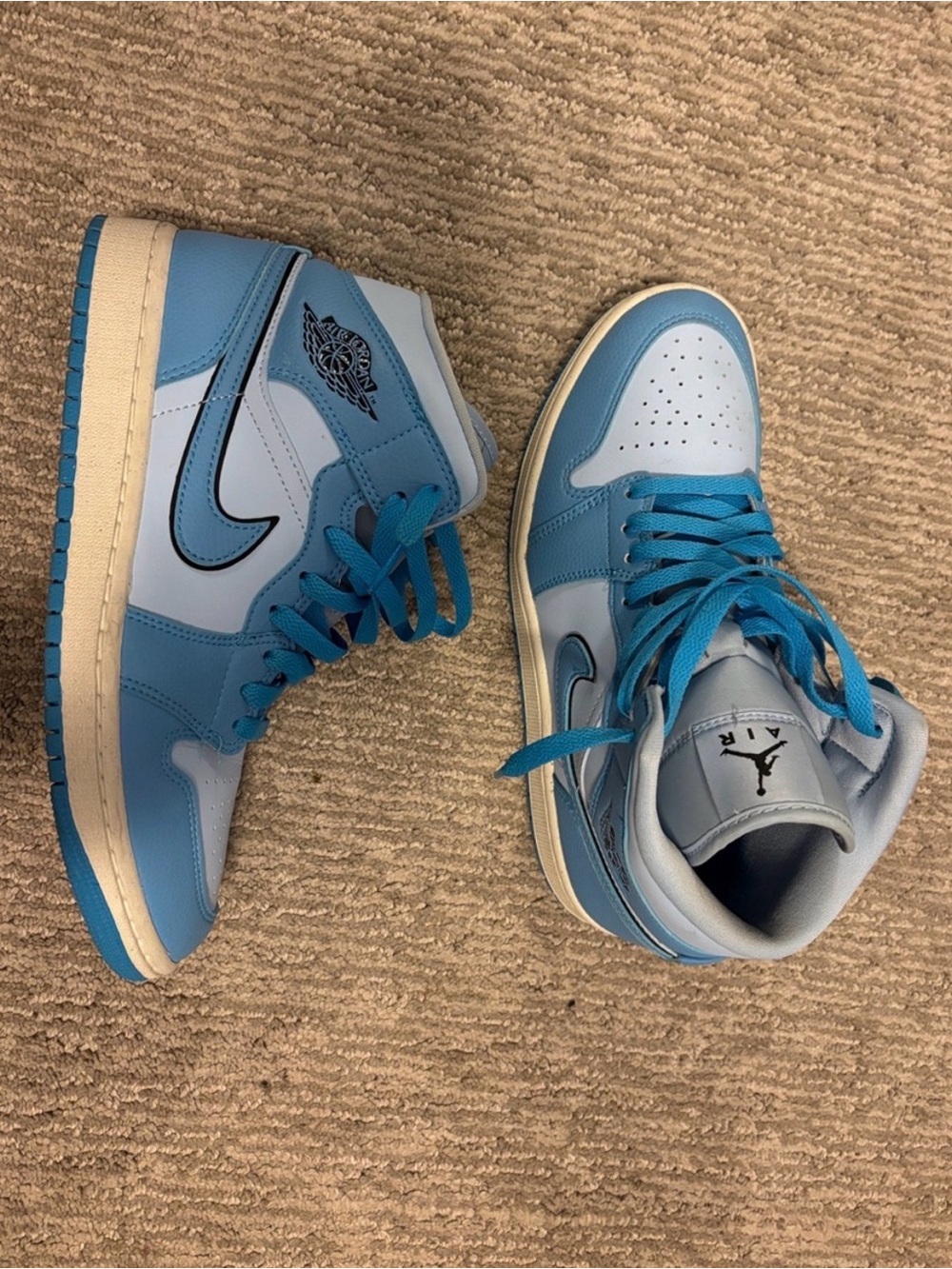 Air Jordan 1 High OG 'University Blue' Inspired Sneakers